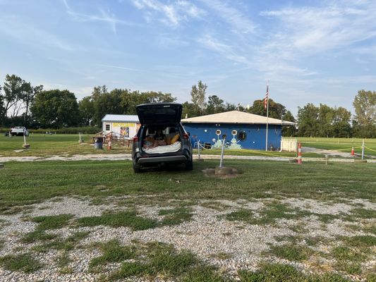 The Skyline Drive-In by null