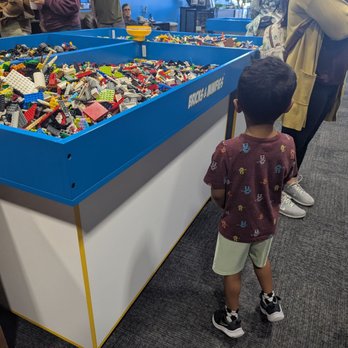 Bricks & Minifigs - Toy Stores Near Me - Webster, Texas Bricks & Minifigs - Toy Stores Near Me - Webster, Texas
