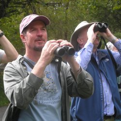 Ventures Birding Tours - Simon leading a birding tour