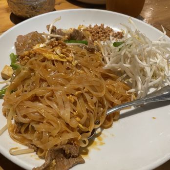 Rice Barn Thai Eatery & Wine Bar - Pad Thai - Wine Bars Near Me - Vacaville, California