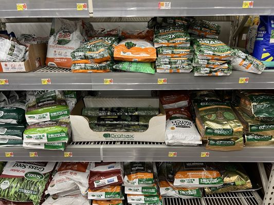 Walmart Supercenter by null