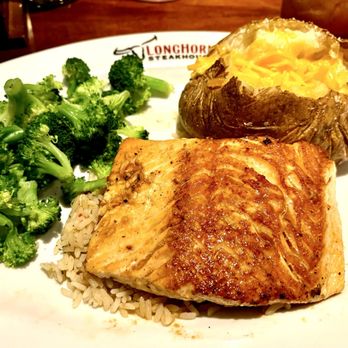 LongHorn Steakhouse - Longhorn Salmon - Steakhouses Near Me - Sugar Land, Texas