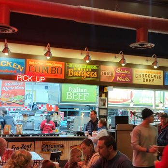 Portillo's Gurnee - Salad Near Me - Gurnee, Illinois