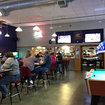 Legends Sports Bar - Sports Bars Near Me - Clinton, Iowa