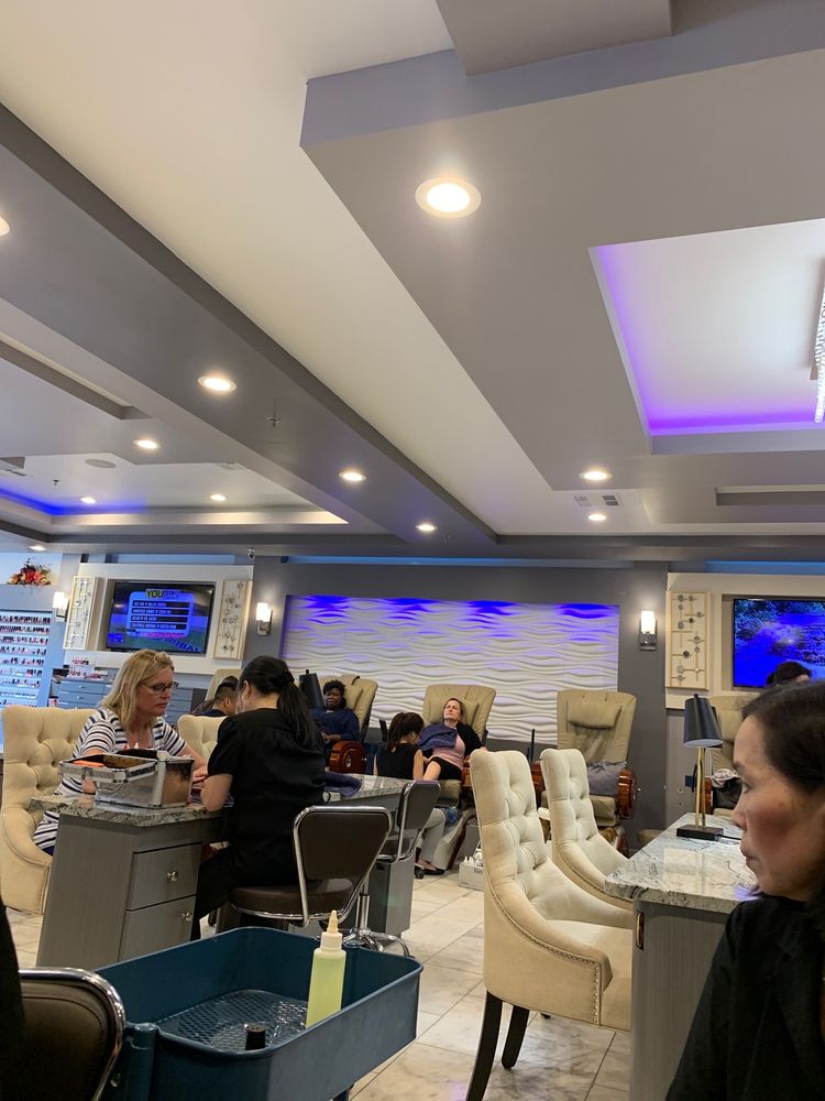 SIGNATURE NAIL BAR & SPA 68 Photos & 60 Reviews Nail Salons 6333