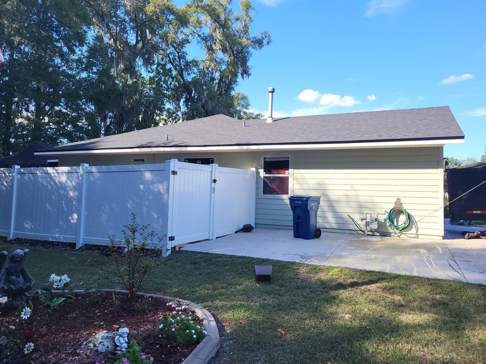 Slide of Roofing Pros USA