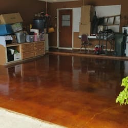 RGV Concrete Stain - Mcallen garage, cordovan leather acid stain.