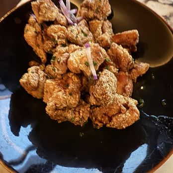 Alle on 66 - Crispy bourbon chicken - Lounges Near Me - Las Vegas, Nevada