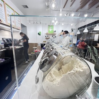 Pure Green - Inside - Juice Bars & Smoothies Near Me - Rochester, Michigan