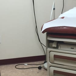 Anthony G Farina, MD - Dust on floors in patient rooms