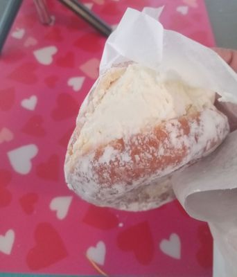 Holmesburg Bakery by null