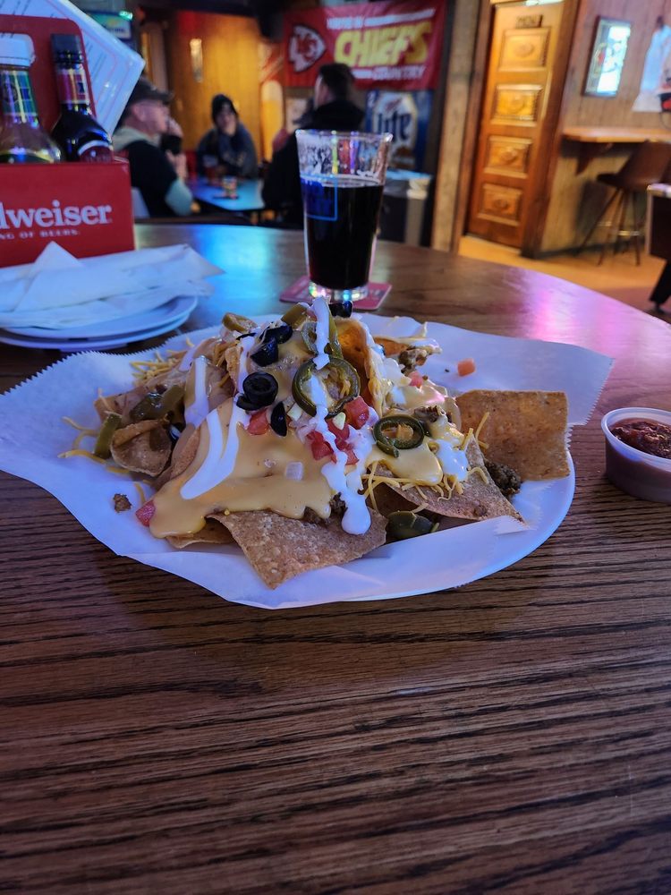 PAT & MIKES BAR Updated October 2024 21 Photos & 16 Reviews 9136