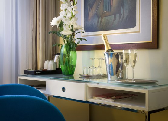 Three Storks by null