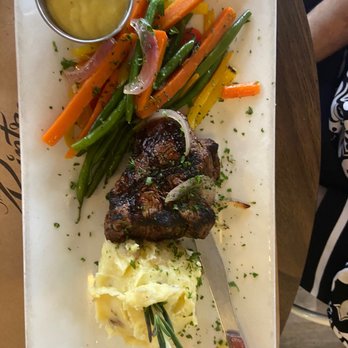 The Raintree Restaurant - Filet Mignon Bearnaise - American Near Me - Saint Augustine, Florida The Raintree Restaurant - Filet Mignon Bearnaise - American Near Me - Saint Augustine, Florida
