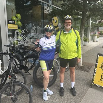 The Pedaler Cycling Tours - Bike Rentals Near Me - Victoria, British Columbia