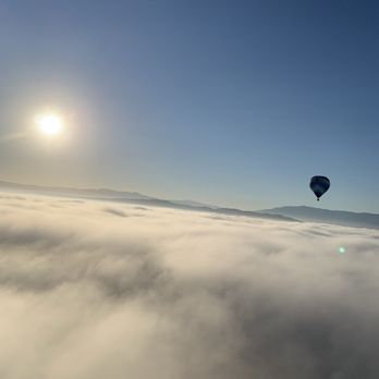 California Dreamin - Another balloon in the distance as we come up through the clouds! - Hot Air Balloons Near Me - Temecula, California California Dreamin - Another balloon in the distance as we come up through the clouds! - Hot Air Balloons Near Me - Temecula, California