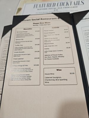 Midtown Social Restaurant & Bar by null