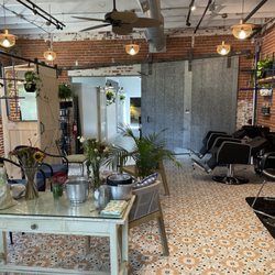 Salon2Suites - Private Rooms & Suites available For Lease. Daily Weekly * Monthly
Yearly Available!