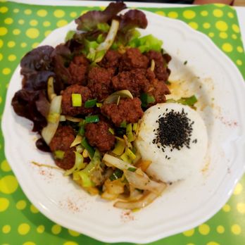 Loving Hut - Seitan Balls with Rice - Vegan Near Me - Madrid, M
