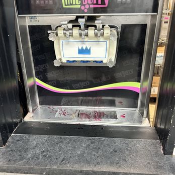 LimeBerry - Ice Cream & Frozen Yogurt Near Me - Lacey, Washington LimeBerry - Ice Cream & Frozen Yogurt Near Me - Lacey, Washington