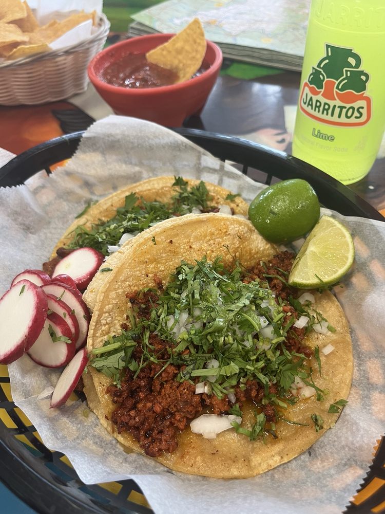 Supermercado Y Taqueria Le Mejor — Mexican restaurant in Seymour