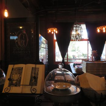 Gideon's Bakehouse - Interior of vendor - Bakeries Near Me - Orlando, Florida Gideon's Bakehouse - Interior of vendor - Bakeries Near Me - Orlando, Florida