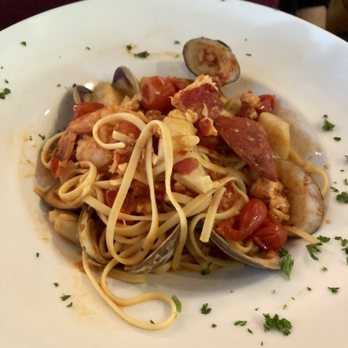Amrheins - Seafood fra diavolo - New American Near Me - Boston, Massachusetts Amrheins - Seafood fra diavolo - New American Near Me - Boston, Massachusetts