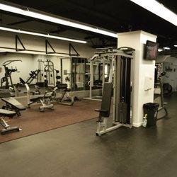 Singler Fitness - Singler Fitness has all the training options here at Fit Club SF by Ocean Beach.