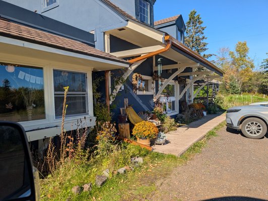 Dream Cloud Coffee Roasters by null