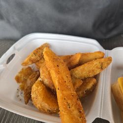 Hummers Meats - Potato Wedges...top notch!