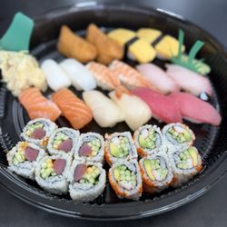 Lawrence Fish Market - C1 platter.