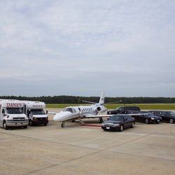 Dana's Limousine and Transportation Service - Dana's Limo owns a complete luxury fleet of vehicles