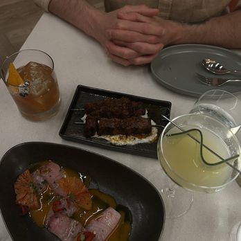 Aiona - Apps and drinks - Mediterranean Near Me - Sacramento, California