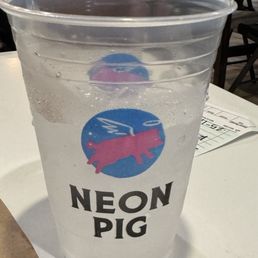 Logo cup Logo cup