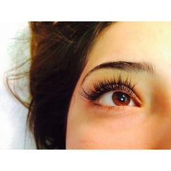 Full Set of Lavish Eyelash Extensions by Vanesa