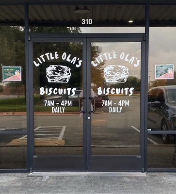 Little Ola's Biscuits by null