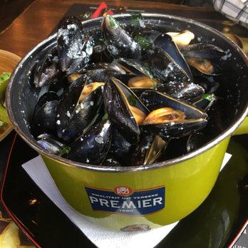 Le Bistro - Brasseries Near Me - Brussels, BRU Le Bistro - Brasseries Near Me - Brussels, BRU
