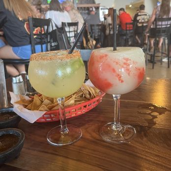 El Mirasol - Mexican Near Me - San Antonio, Texas