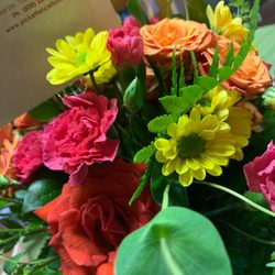 Picket Fence Florist - Sweet Sensation