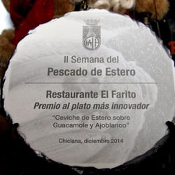 El Farito - Premio al plato más innovador en El RESTAURANTE EL FARITO,,ceviche de pescado sobre guacamole y ajo blanco...