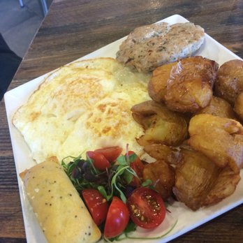 CRAFTkitchen - Traditional breakfast with homemade turkey sausage - New American Near Me - Henderson, Nevada