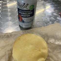 Mississippi Market - Gluten free egg and cheese sandwich
