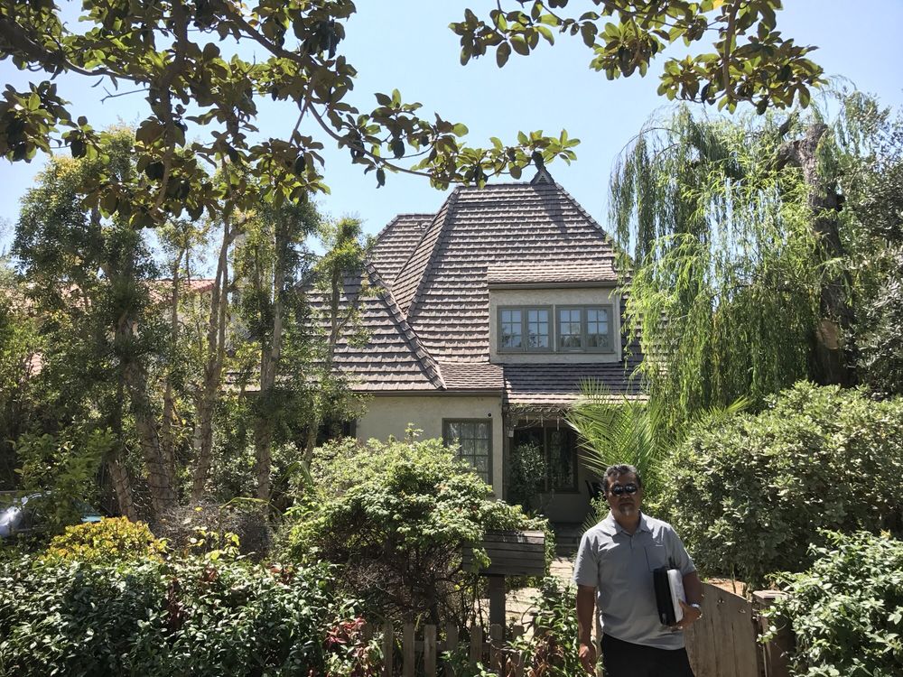 Slide of JNSA Roofing