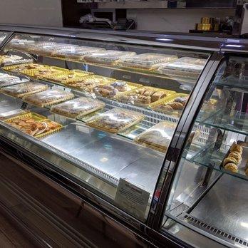 Bar Pasticceria Bellavita - Bellavita Srl Bar Pasticceria 01/16/2020 - Patisserie/Cake Shop Near Me - Naples, NA