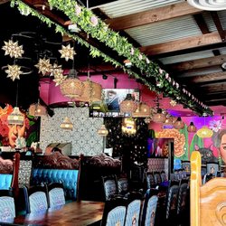 Beautiful Interior, fabulous food, incredible service. A knock out. OuiOui.