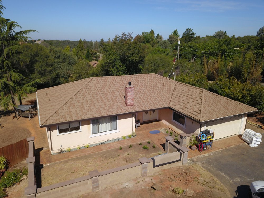 Slide of Cal-Vintage Roofing