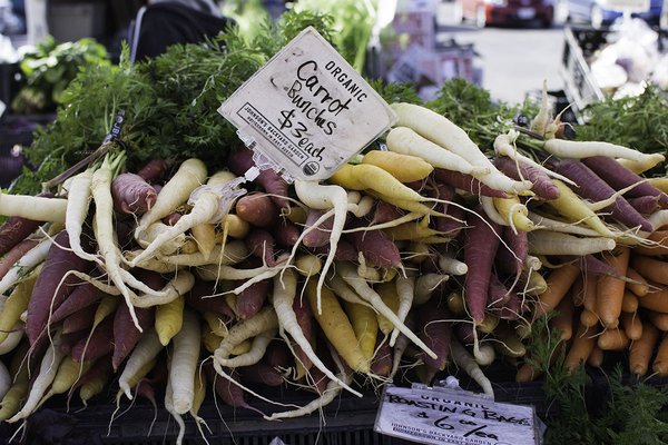 SFC Farmers' Market at Sunset Valley by null