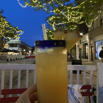 Salsa 17 - Mexican Near Me - Arlington Heights, Illinois