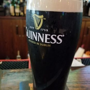 Buckley's On Queen Anne - Guiness nitro for breakfast - American Near Me - Seattle, Washington