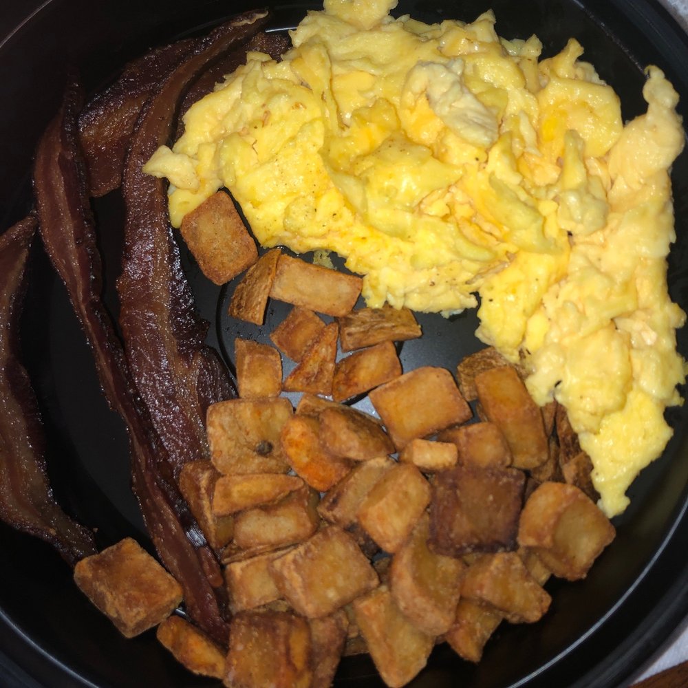 Hilton Pasadena - Scrambled eggs - Hotels Near Me - Pasadena, California Hilton Pasadena - Scrambled eggs - Hotels Near Me - Pasadena, California
